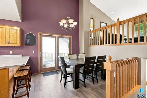 6216 S Mogen Ave, Sioux Falls, SD 57108