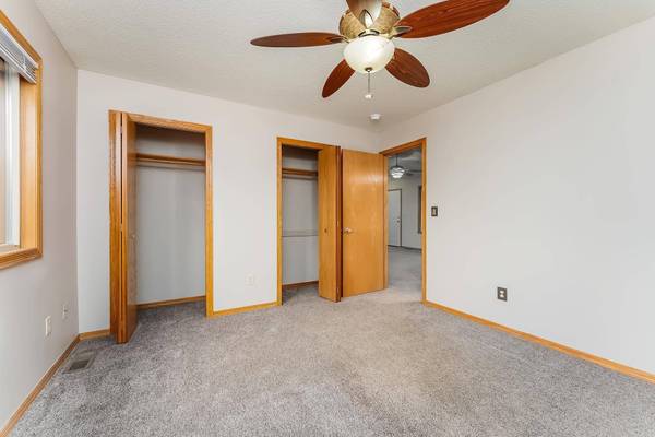 205 S Foss Ave, Sioux Falls, SD 57110