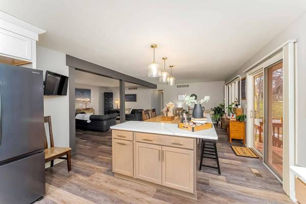 609 S Splitrock Blvd, Brandon, SD 57005