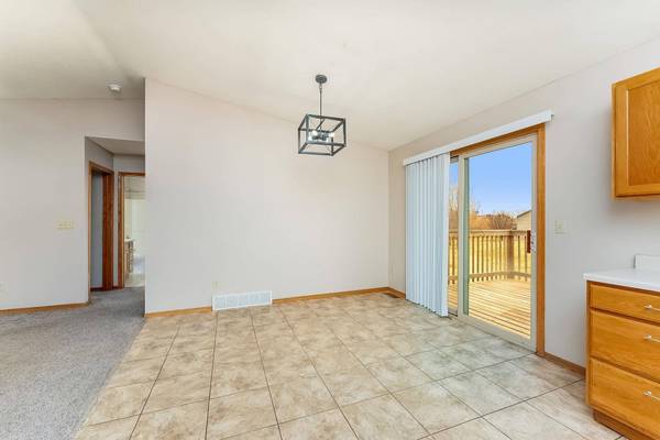 205 S Foss Ave, Sioux Falls, SD 57110