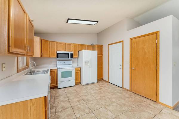 205 S Foss Ave, Sioux Falls, SD 57110