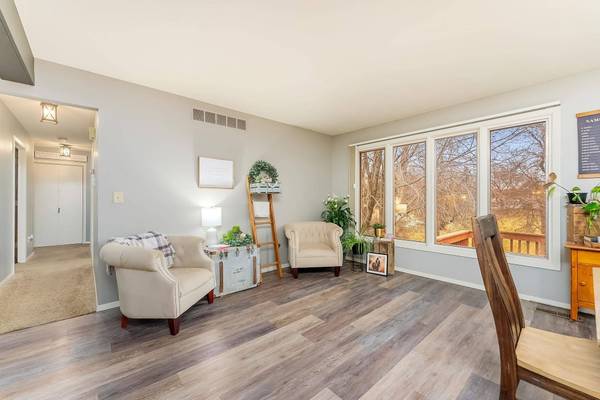 609 S Splitrock Blvd, Brandon, SD 57005