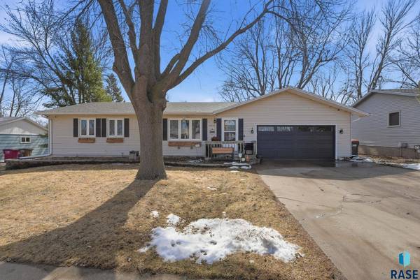 6217 W 46th St, Sioux Falls, SD 57106