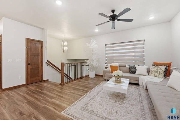 4000 S Pisidian Ave, Sioux Falls, SD 57110