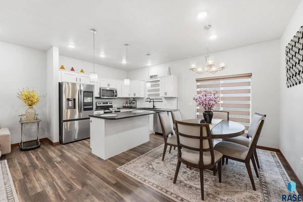 4000 S Pisidian Ave, Sioux Falls, SD 57110