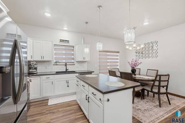 4000 S Pisidian Ave, Sioux Falls, SD 57110