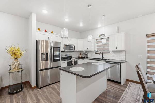 4000 S Pisidian Ave, Sioux Falls, SD 57110