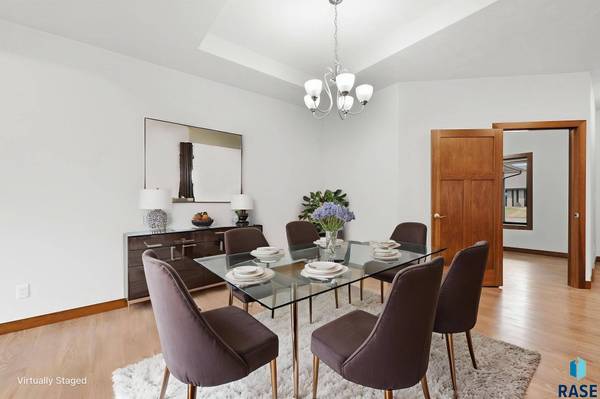 1930 S Sonoma Pl, Sioux Falls, SD