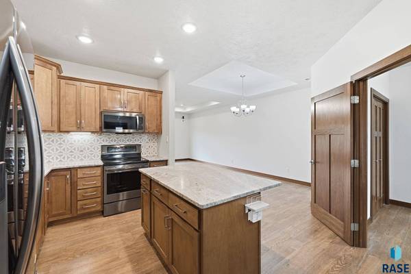 1930 S Sonoma Pl, Sioux Falls, SD