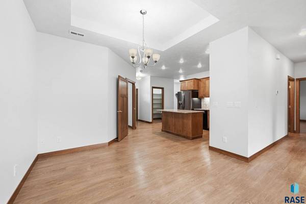 1930 S Sonoma Pl, Sioux Falls, SD