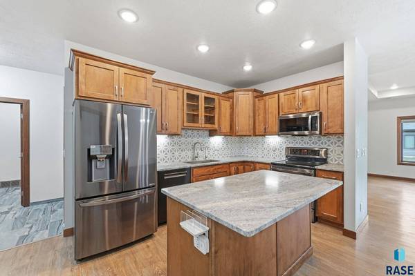 1930 S Sonoma Pl, Sioux Falls, SD