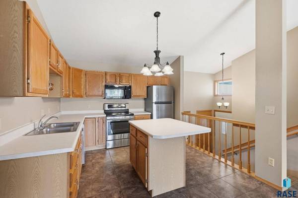 5401 W Oak St, Sioux Falls, SD 57106