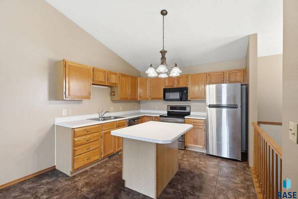 5401 W Oak St, Sioux Falls, SD 57106