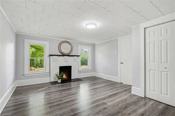 4534 Rocklane DR, Walkertown, NC 27051