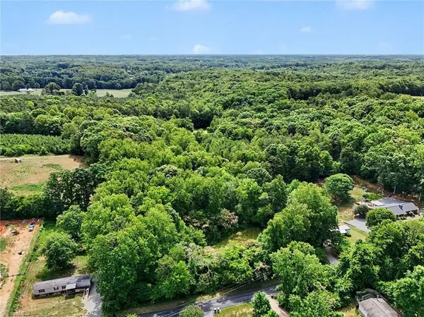 0 Loretta LN, Tobaccoville, NC 27050