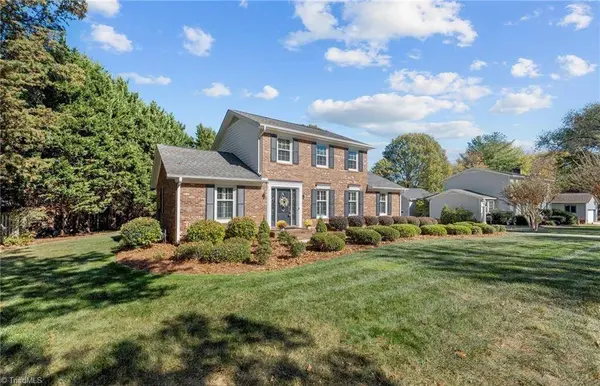 5802 Muirfield DR, Greensboro, NC 27410