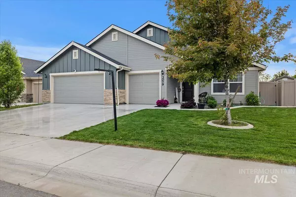3079 N Greengate Way, Star, ID 83669