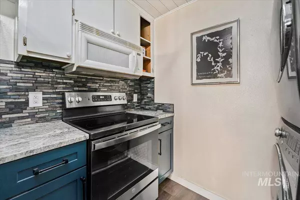 5266 W Kootenai St, Boise, ID 83705