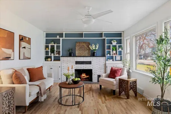 2090 N Washington Ave, Emmett, ID 83617