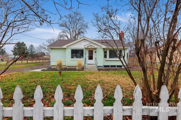 2090 N Washington Ave, Emmett, ID 83617