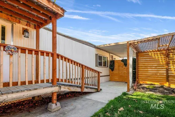 7701 W Ustick Rd, Boise, ID 83646