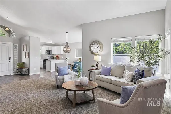 1727 N Vinifera Place, Kuna, ID 83634