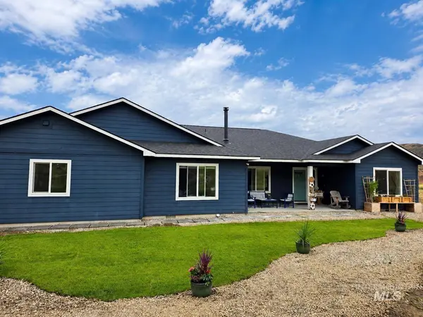 34 Deirdre Dr, Horseshoe Bend, ID 83629