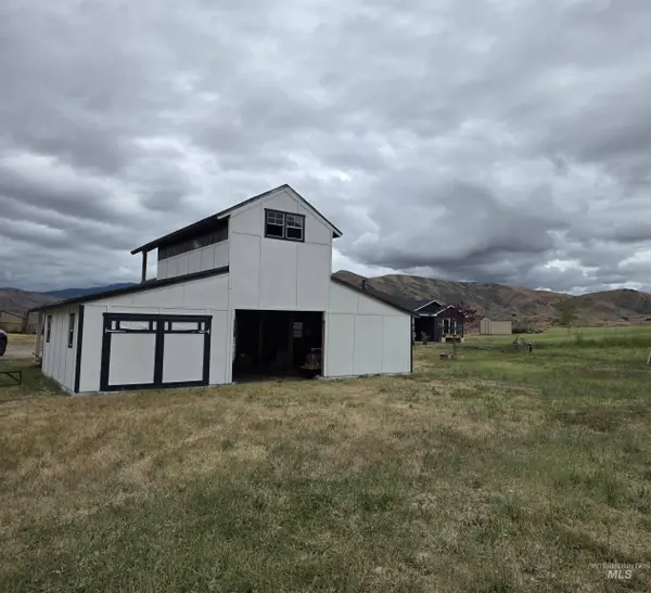 34 Deirdre Dr, Horseshoe Bend, ID 83629