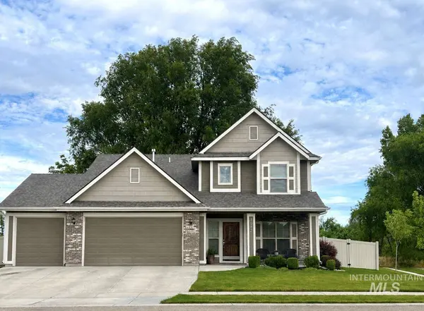1082 N Powder River Drive, Middleton, ID 83644