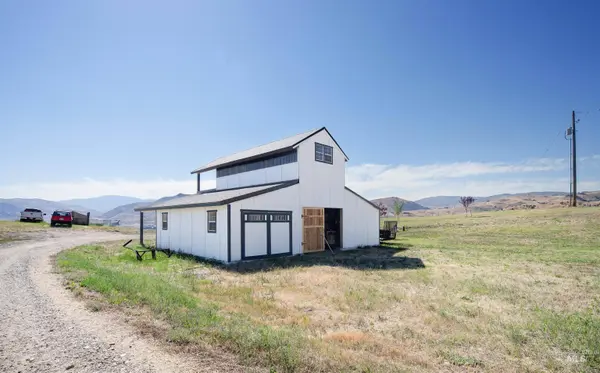 34 Deirdre Dr, Horseshoe Bend, ID 83629