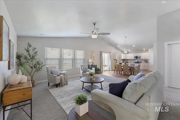 5050 W Grand Rapids Dr, Meridian, ID 83646