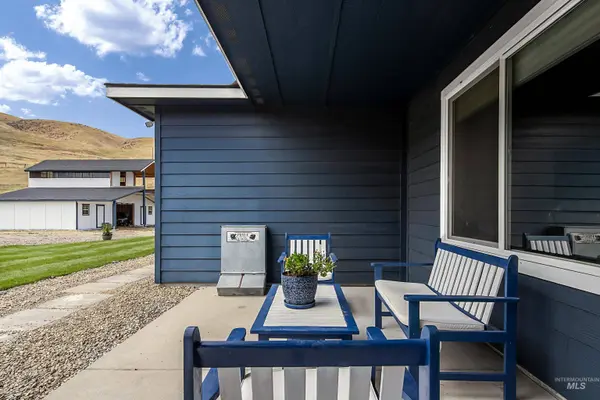 34 Deirdre Dr, Horseshoe Bend, ID 83629