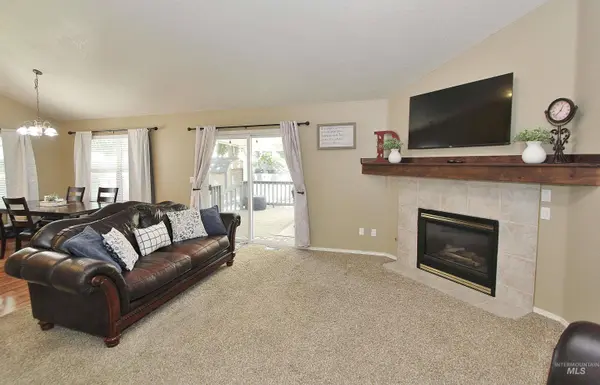 452 Bitterbrush Ave, Nampa, ID 83686