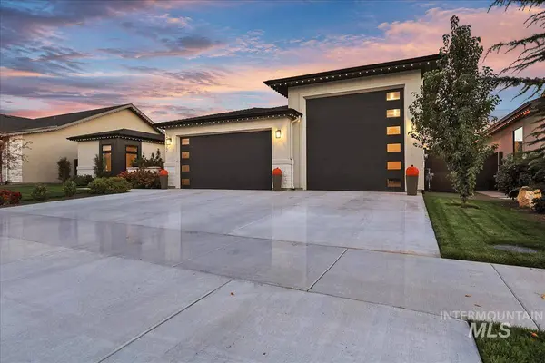 10677 W Lothbury Dr, Star, ID 83669