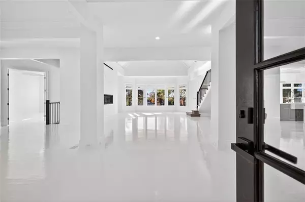 5317 Legends DR, Braselton, GA 30517