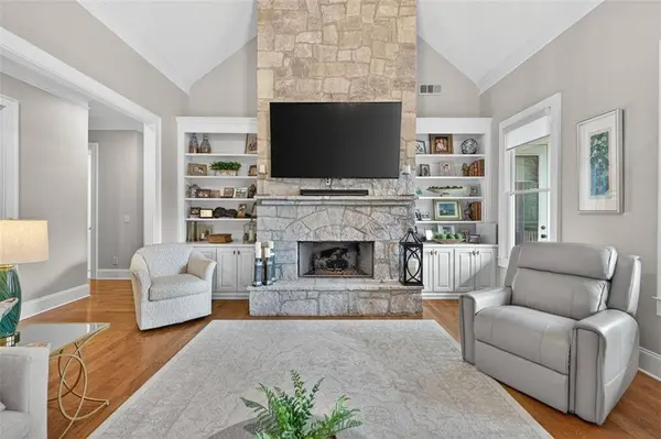 5471 Autumn Flame DR, Braselton, GA 30517