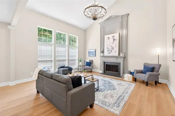 1087 Glen Chase DR, Lawrenceville, GA 30044