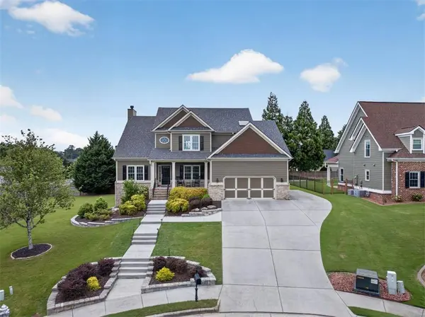 3827 Bay Orchard LN, Loganville, GA 30052