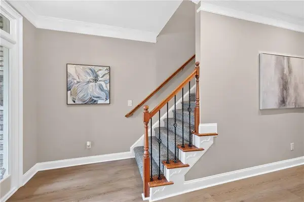 1214 Ridge Hollow LN, Lawrenceville, GA 30043