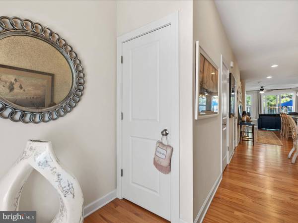 2 SMITHFIELD CT #109, Ocean View, DE 19970