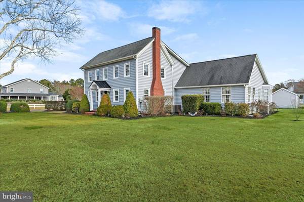 15 WEST AVE, Ocean View, DE 19970