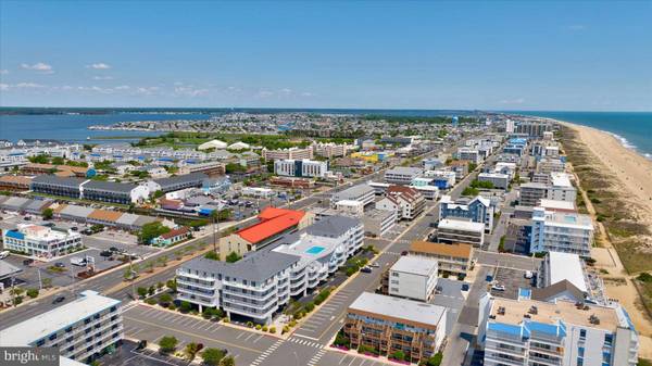 12101 ASSAWOMAN DR #107, Ocean City, MD 21842