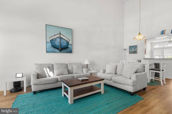 22 BRIGHTON ST, Ocean View, DE 19970