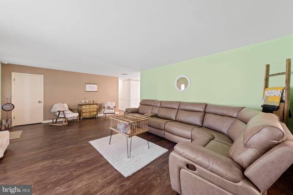 30392 MALLARD DR, Delmar, MD 21875