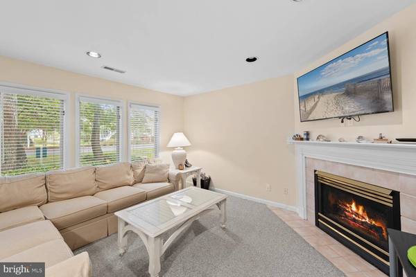 33451 CANAL CT #52037, Bethany Beach, DE 19930