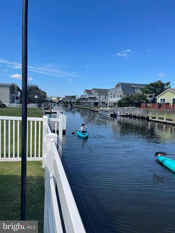 226 CARLISLE RD, South Bethany, DE 19930