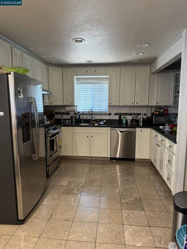 524 Ruth Way, Livermore, CA 94550