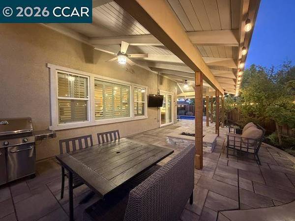 2151 Carmenere St, Danville, CA 94506