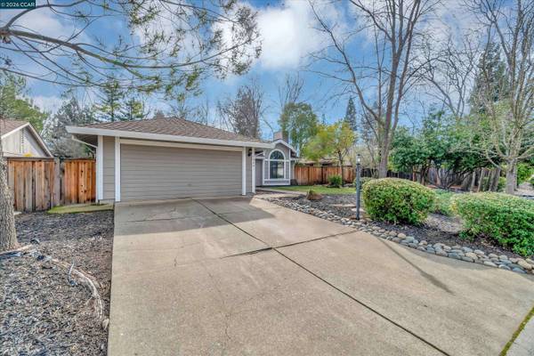 1060 Saint Andrews Dr, El Dorado Hills, CA 95762
