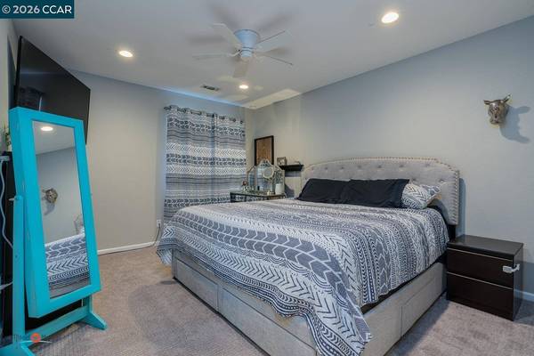 2904 Canterbury Cir, El Dorado Hills, CA 95762